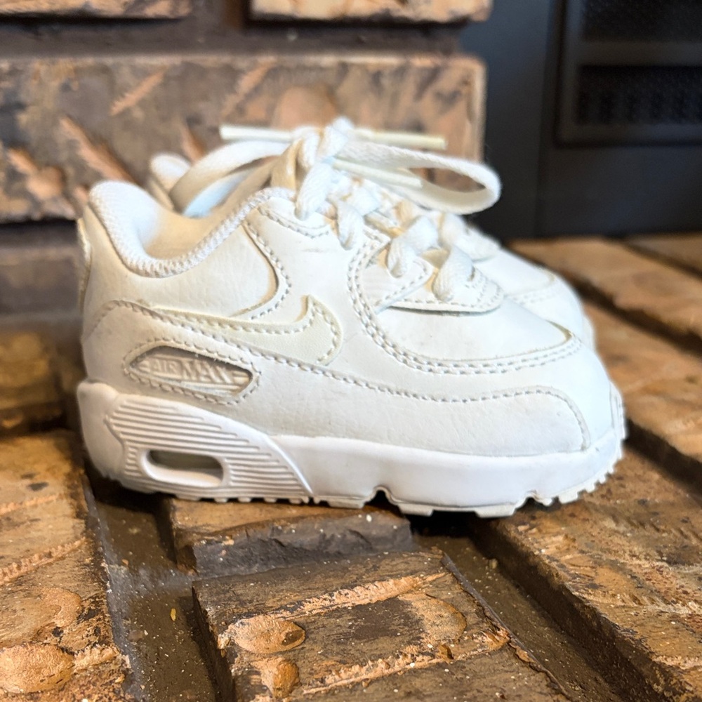 Nike Toddler Triple White Air Max 90 LTR TD Size 4C‎